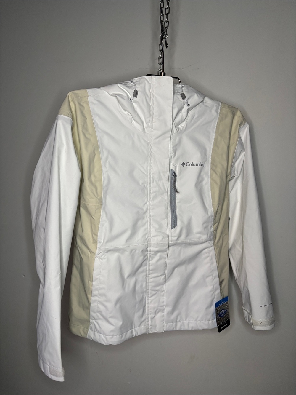 Columbia White and Cream Hooded Omni Tec Waterproof Jacket